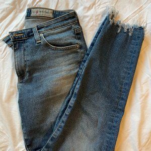 AG JEANS SIZE 27 CROP